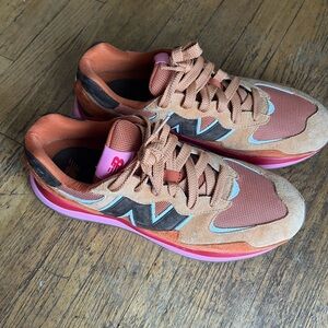 NEW BALANCE MENS M5740BP SNEAKERS ORANGE/RED/PINK